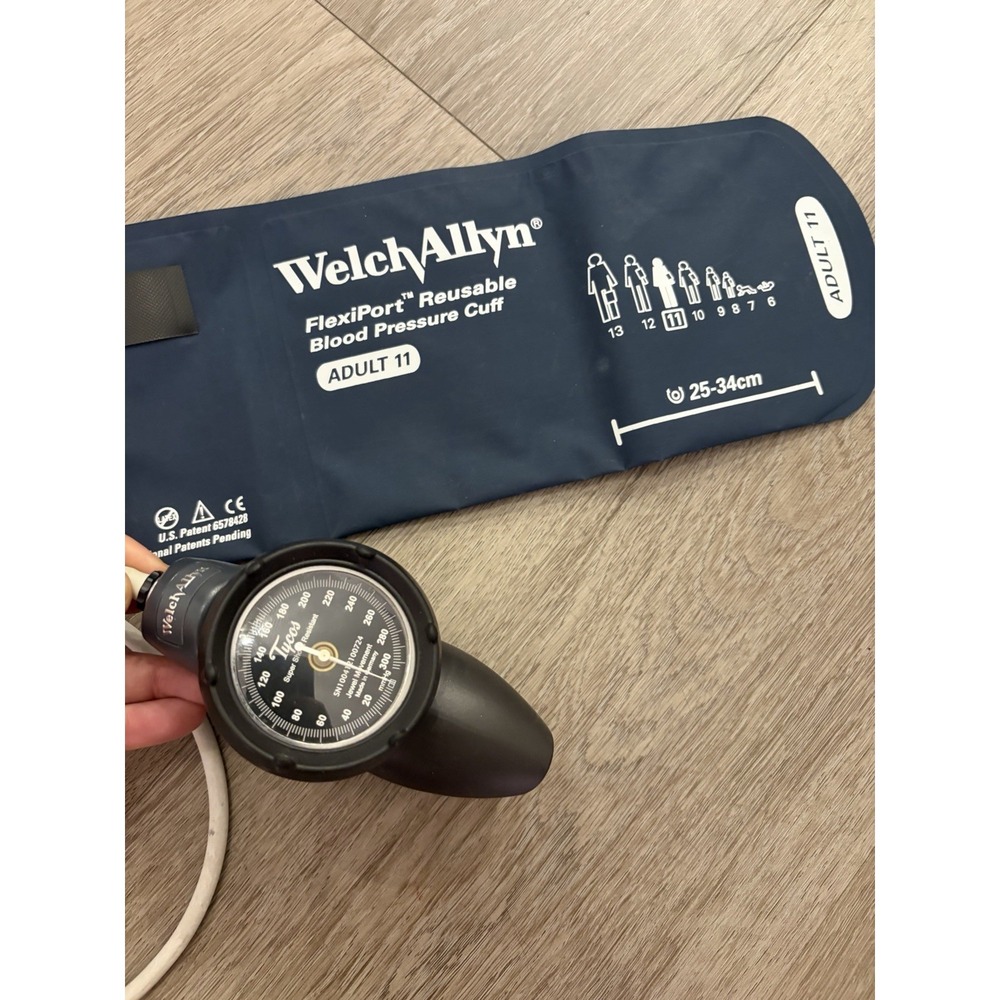 Welch Allyn Tycos DS58-MC Sphygmomanometer Aneroid Durashock Hand Adult 11‎ Cuff